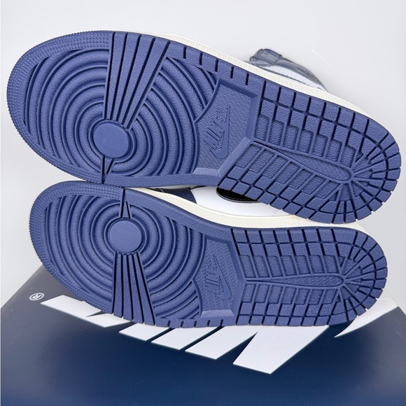 Nike Air Jordan 1 Retro High OG Mens 6.5 DZ5485-401 Midnight Navy White - Picture 6 of 9